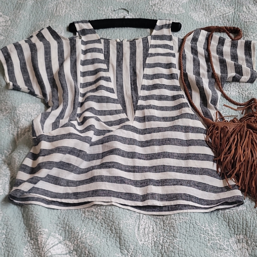 Soft Surroundings Linen Black and White Striped Blouse